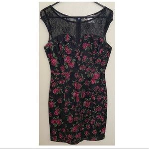 Black and Pink Floral Lace Body Con Mini Dress Size Medium